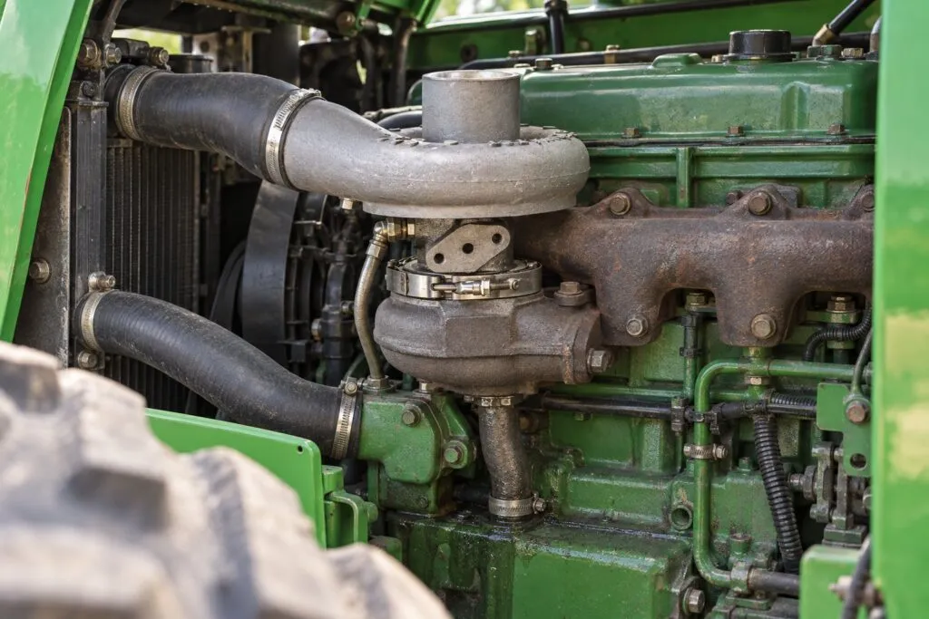 BorgWarner Schwitzer S2A Turbocharger: John Deere & Case Equipment Guide 16 BorgWarner Schwitzer S2A installed beside the exhaust manifold on a John Deere 4045T tractor engine